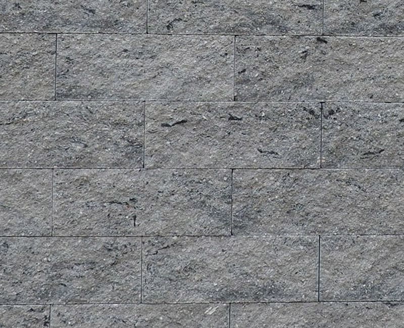BK Mauerstein in der Farbe Silvero mit der Oberfläche Gespalten ohne Fase